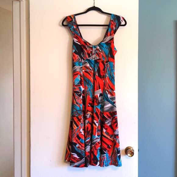 Beautiful summer dress! - Picture 1 of 3